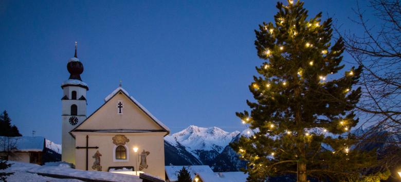 Spirito natalizio a Stuls - vicino a Merano - Alto Adige